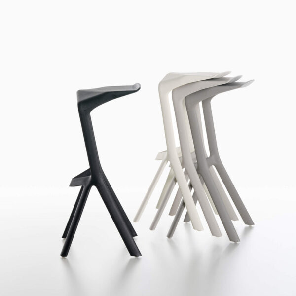 Miura Stool Miura Barkruk Design Konstantin Grcic voor Plank