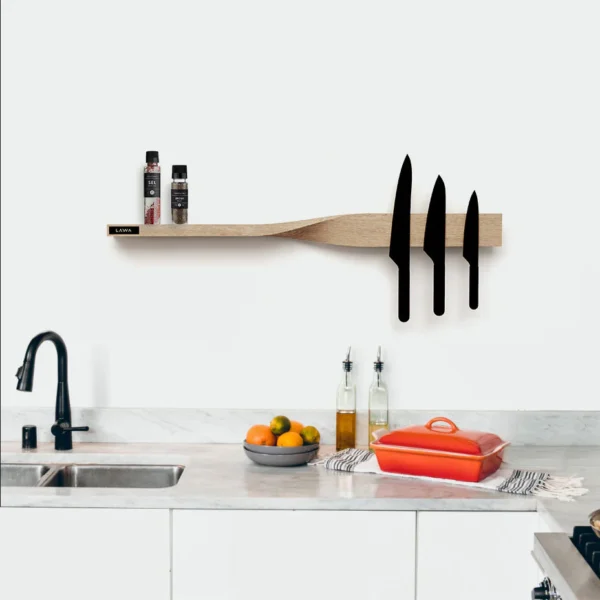 Twist shelf wandplank oak design Shakir en Bryzek voor Lawa Design