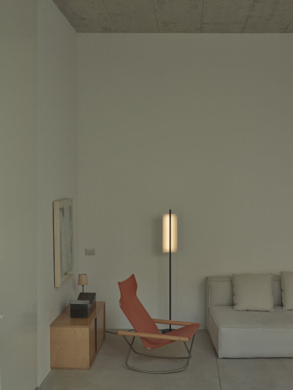 Lamina 45 lamp design Antoni Arola voor Santa Cole Smukdesign