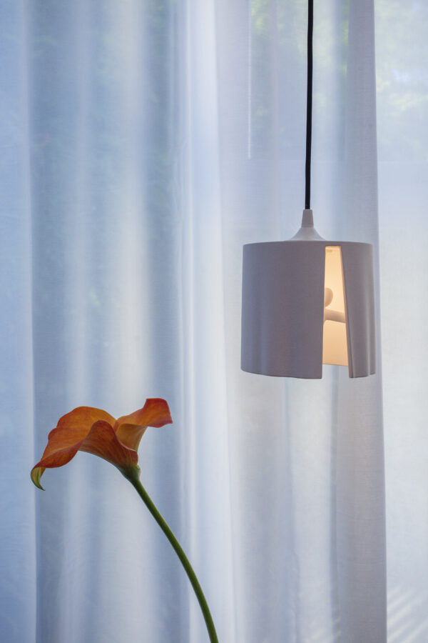 Glimpse Lamp design Tomas Schats