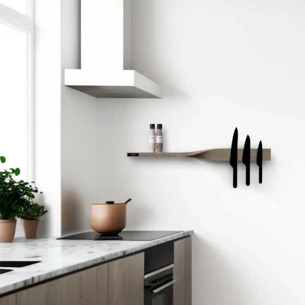 Twist shelf wandplank smoked eiken design Shakir en Bryzek voor Lawa Design